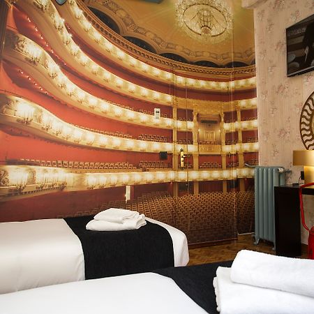 Casual Del Teatro Madrid Hotel Eksteriør billede